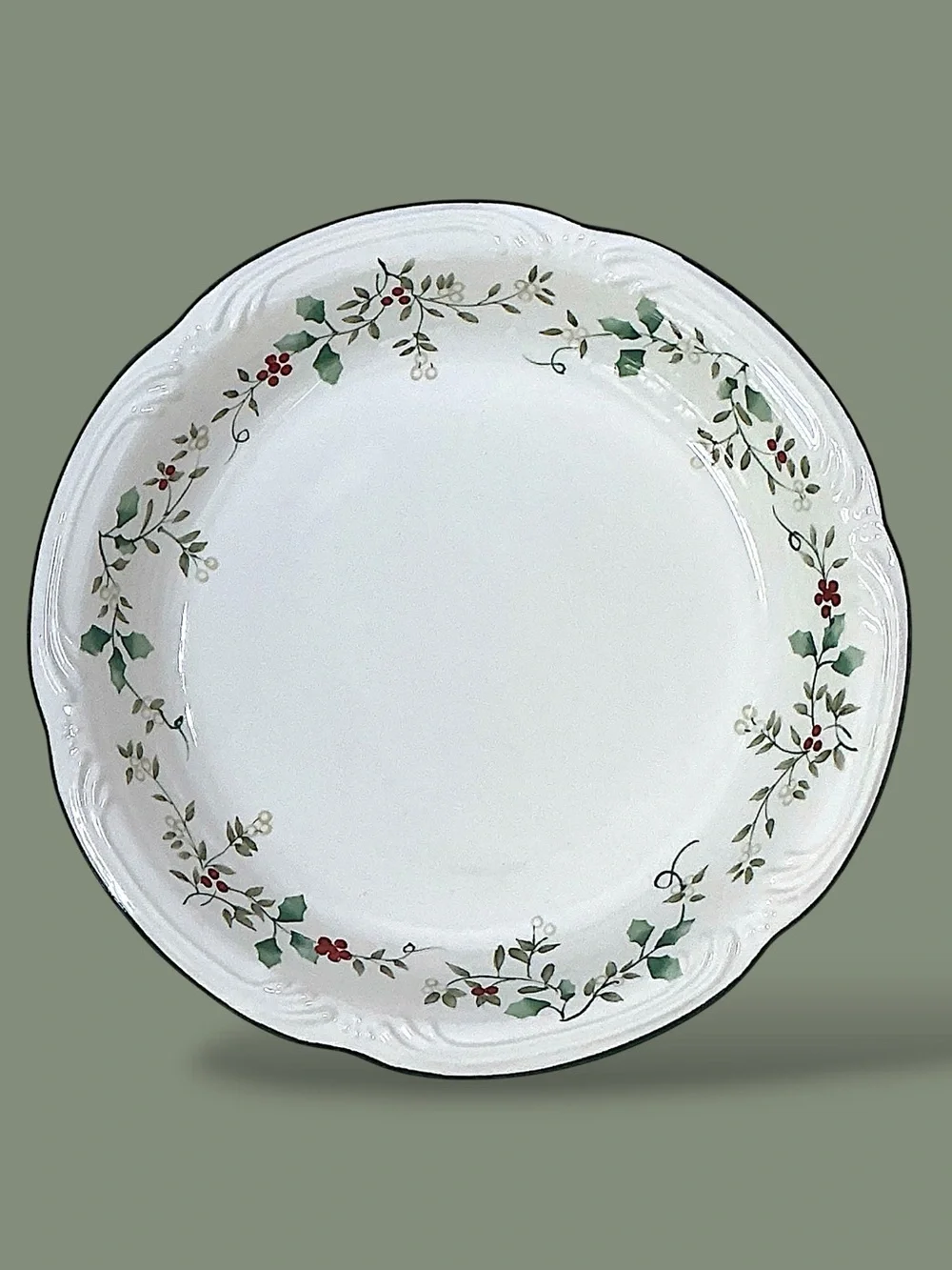 Pfaltzgraff Winterberry Perfect Pie Plate 10 1/2” Cardinal Pie Bird Retired NIB